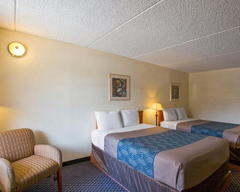 Days Inn By Wyndham College Station University Drive Εξωτερικό φωτογραφία